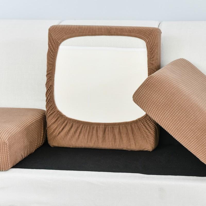 housse de siège camel de travers 