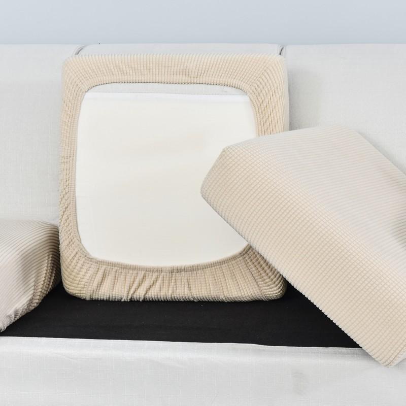 housse de siège beige de travers 