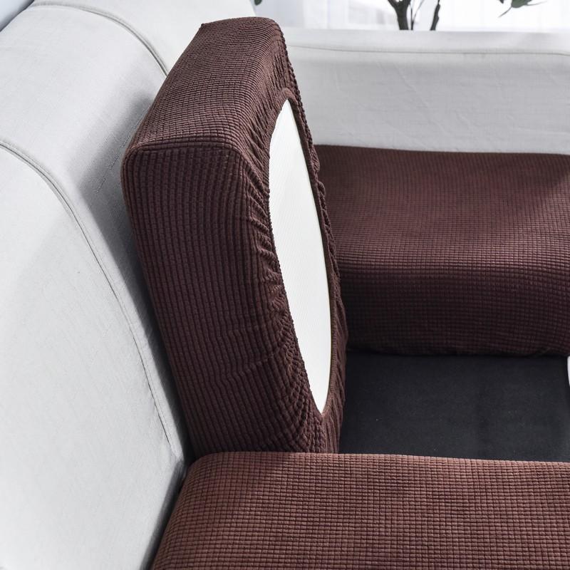 housse de siège marron relevée