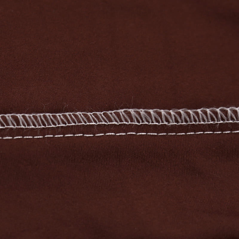 couture housse extensible brune pour coussin assise canapé