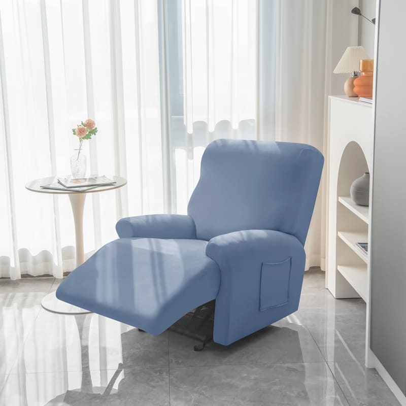 housse bleu gris sur un fauteuil relax déplié