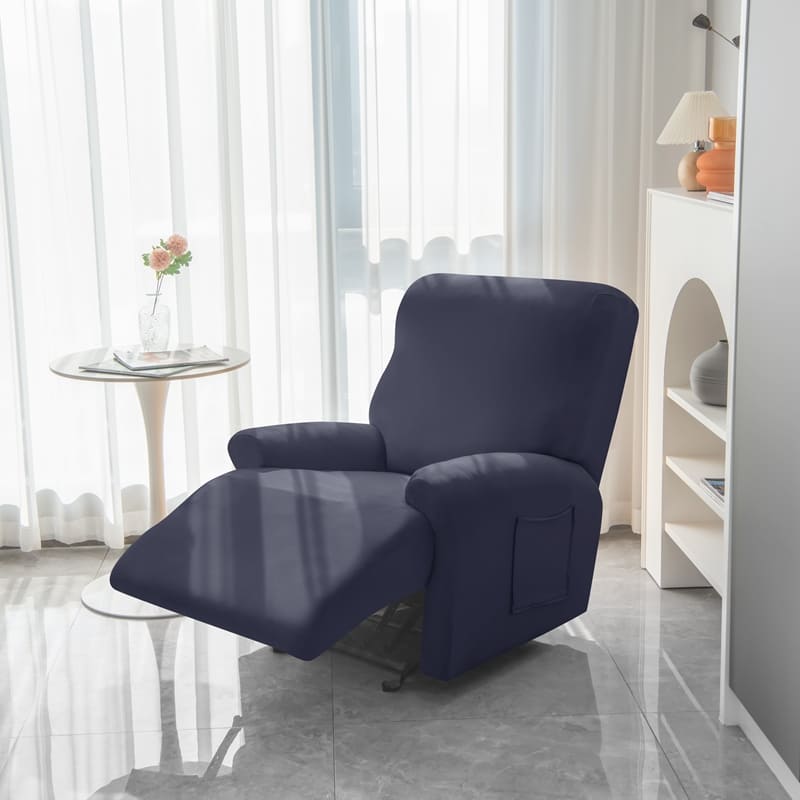 housse bleu marine sur un fauteuil relax déplié