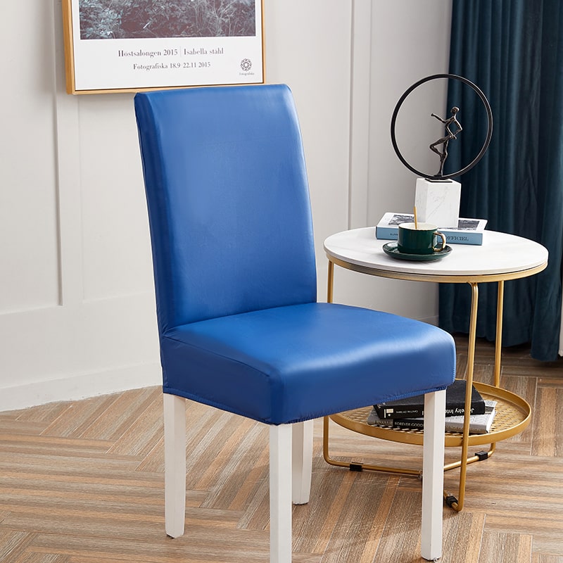 Housse de chaise en simili cuir bleu