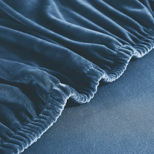 miniature vue rapprochée du tissu de la housse de canapé d&#39;angle velours bleu