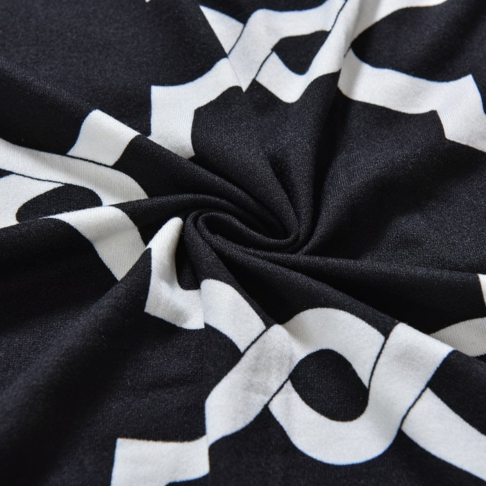 vue rapprochée tissu housse de fauteuil cabriolet extensible noire