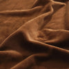 vue rapprochée tissu velours housse de canapé d&#39;angle marron